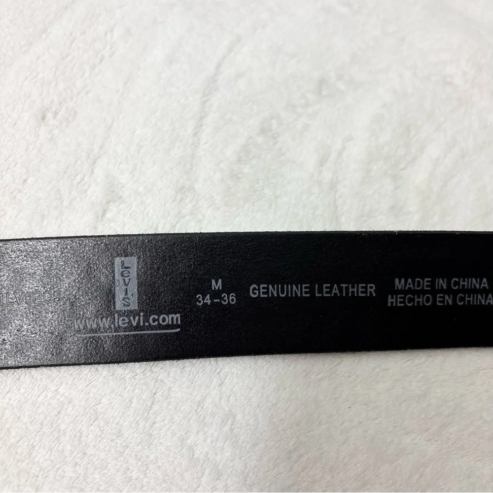 Levi's Dark Brown Leather Belt size‎ M 34-36